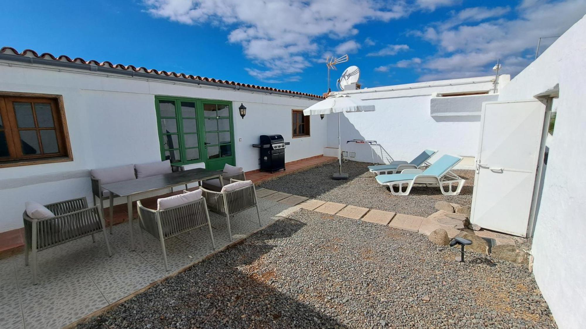 Remarkable 3-Bedroom House 'Villa' Finca Vistamar Салобре Екстериор снимка