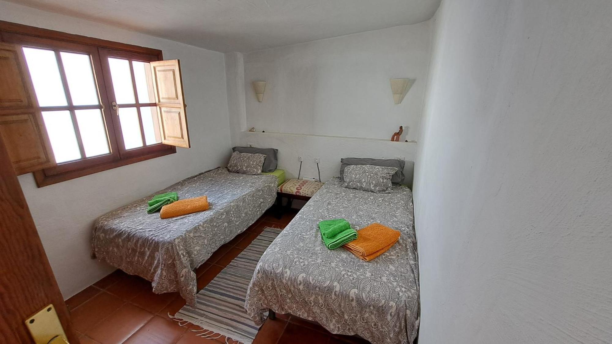 Remarkable 3-Bedroom House 'Villa' Finca Vistamar Салобре Екстериор снимка
